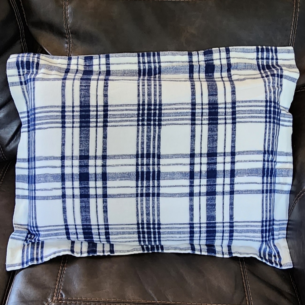 Tommy Hilfiger Flannel Plaid Pillow Case Navy and White